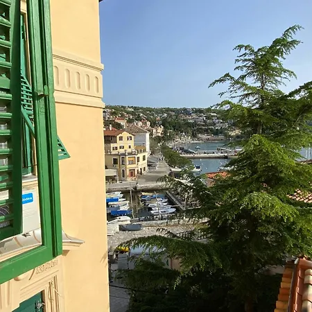 10 M From The Sea Pensionat Opatija