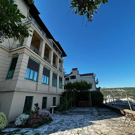 Pensionat 10 M From The Sea Opatija
