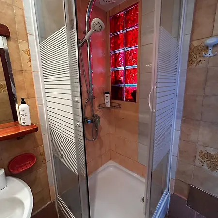 10 M From The Sea Pensionat 3*