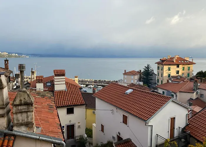 Gostinjska kuća 10 M From The Sea Opatija